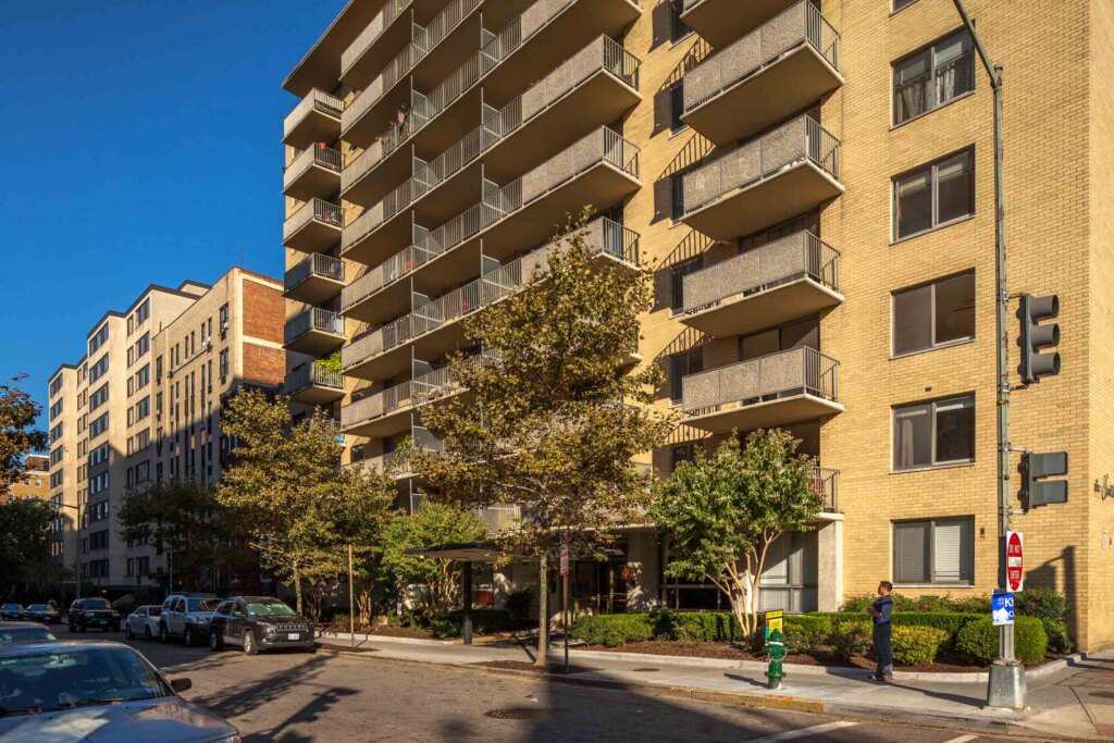 washington dc apartments The Seville Exterior street view